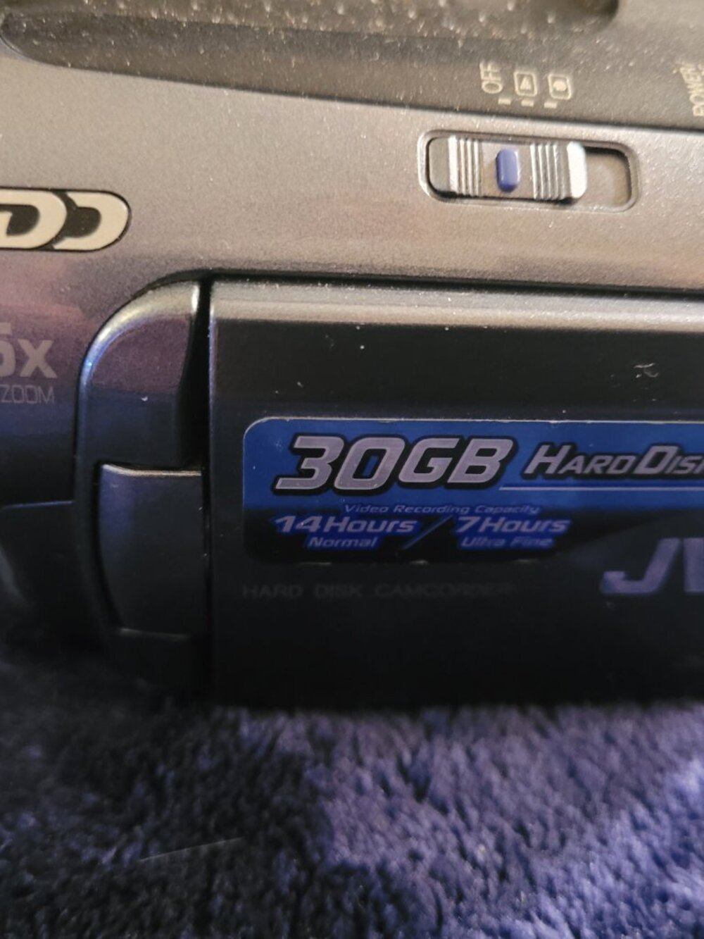 JVC Everio GZ-MG35U Hard Disk Camcorder Complete Kit — Made in Malaysia, Charger - Picture 12 of 16